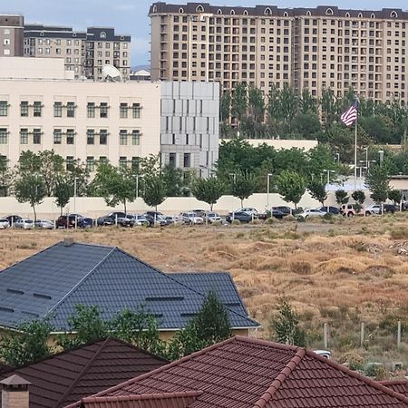 Apartmán Diplomat - 2 Biškek Exteriér fotografie