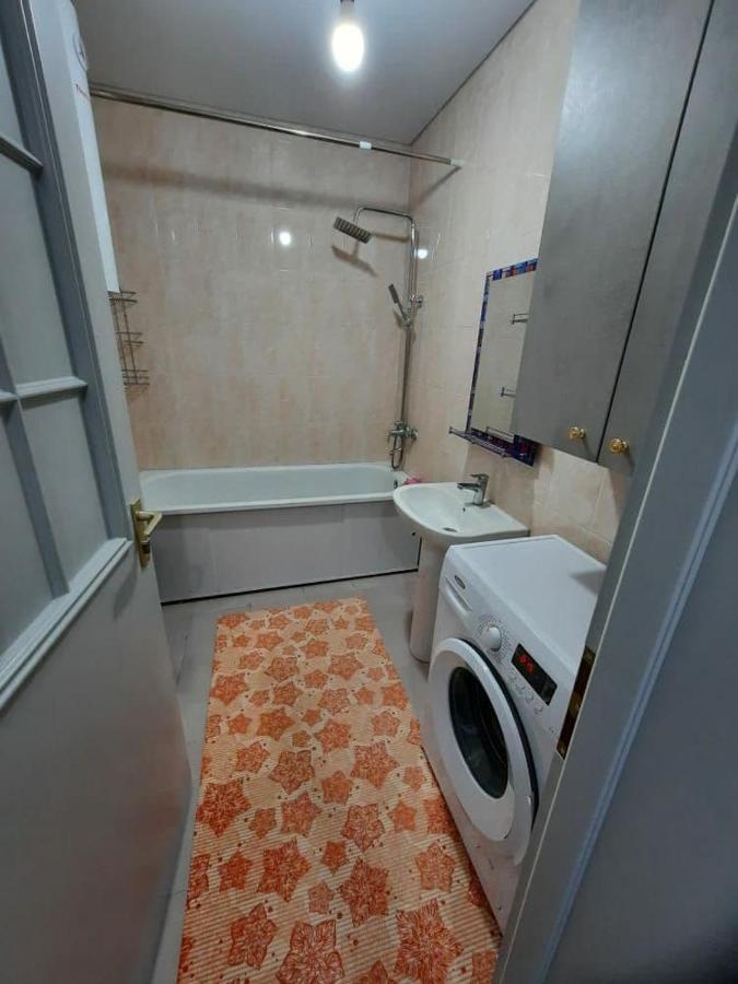 Apartmán Diplomat - 2 Biškek Exteriér fotografie