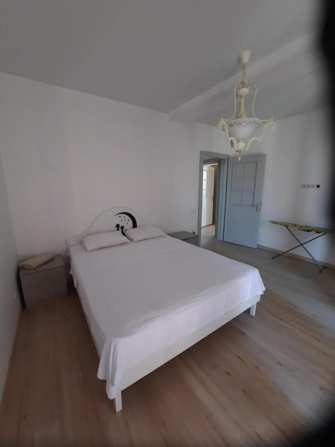Apartmán Diplomat - 2 Biškek Exteriér fotografie